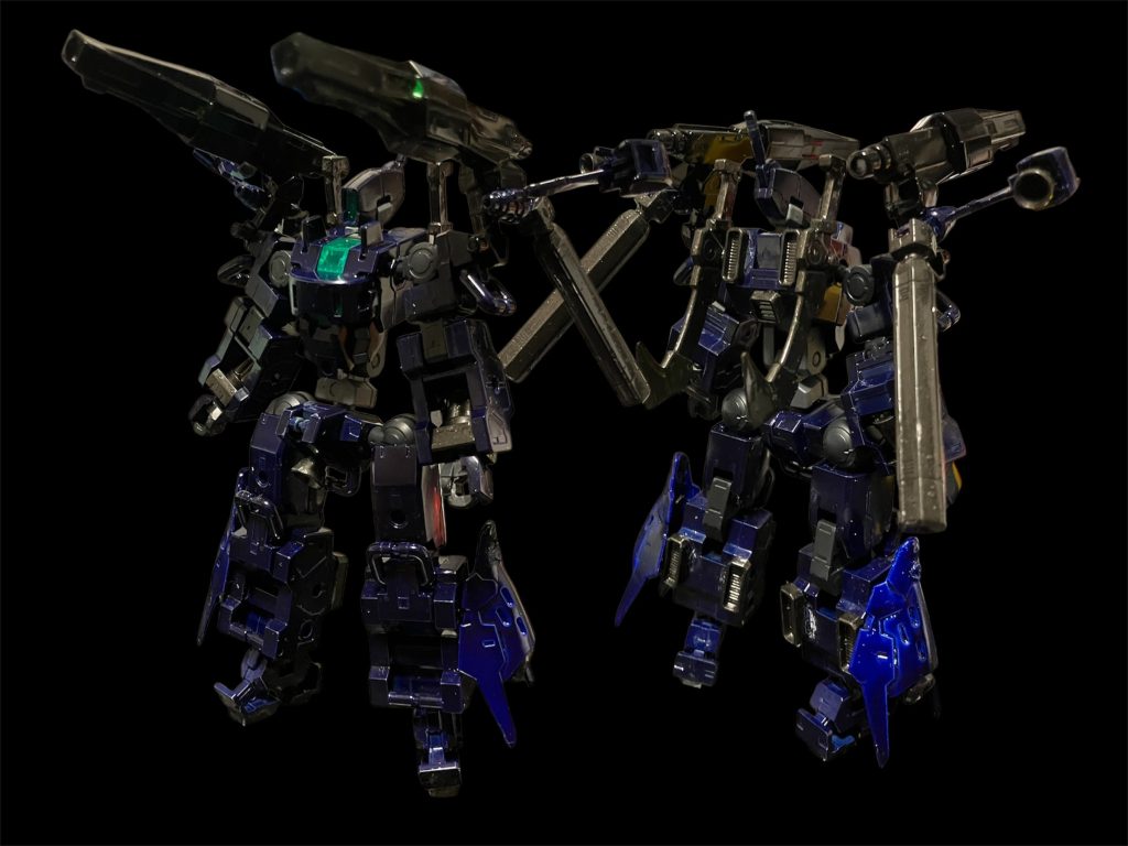 サーヴァント・カスタム^_^宇宙用に肩にはプロペランタンク付きキャノンブースターと背部に接近戦用マチェットナイフ^_^足にもアーマードスラスターを追加し、この状態でミドルクラスのMSすら互角以上に戦える^_^