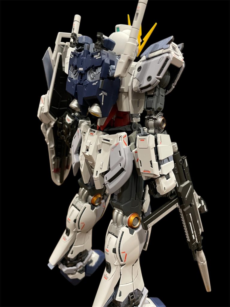 MG RX-9/C Narrative Gundam C-Packs–2枚目/制作者：おっしー