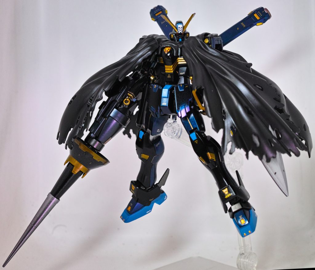 デカールはゴールドのみ使用、アクセントも全部ゴールド。ABCマントもばっちり、（少しだけ加工して調整しています）