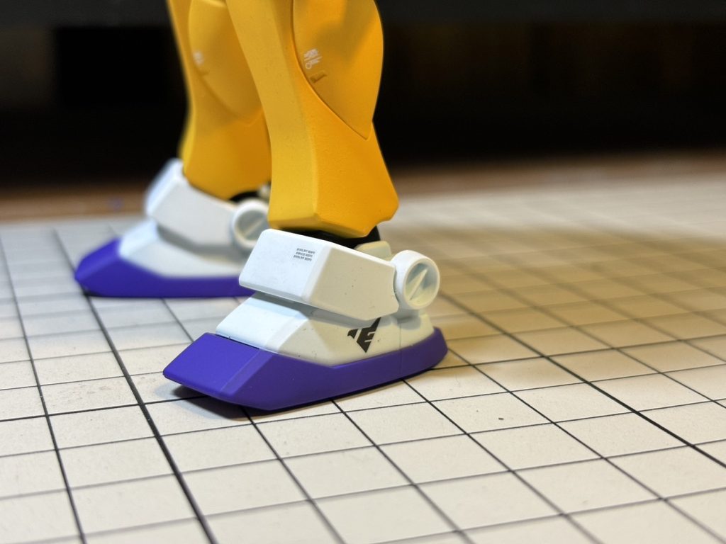 NIKE？いいえASTICASSIAです。アンクルアーマーまで含めてバッシュをイメージしました。