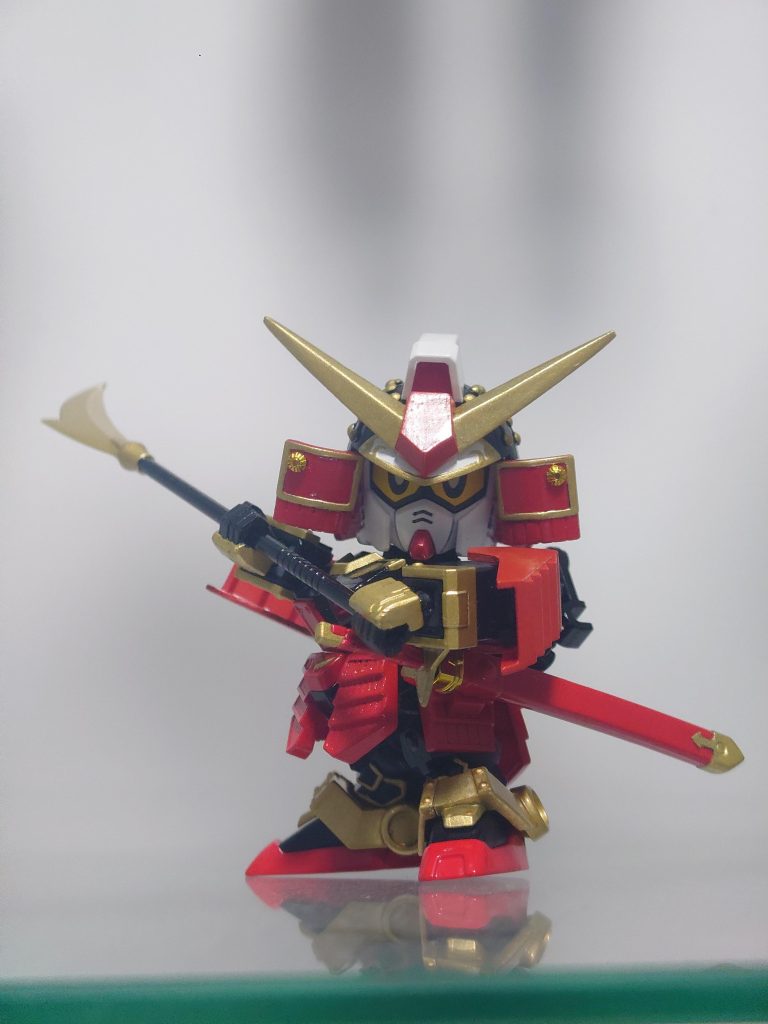 肩当ての干渉範囲が狭くなったので、長刀も持たせやすいです。