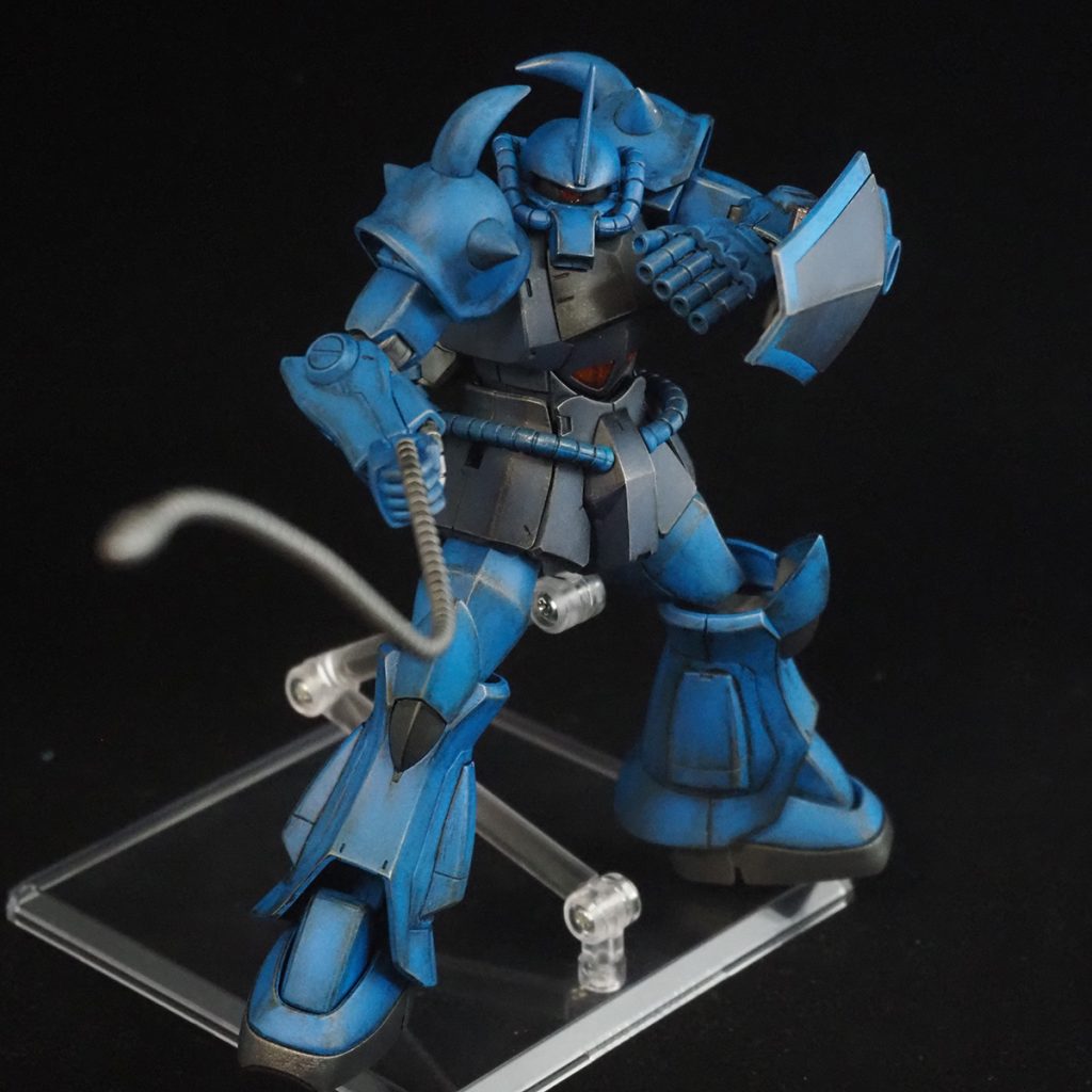 グフといえばヒートロッド持たせたいですよね。この状態を医師じて飾るのは難しいですけれど…