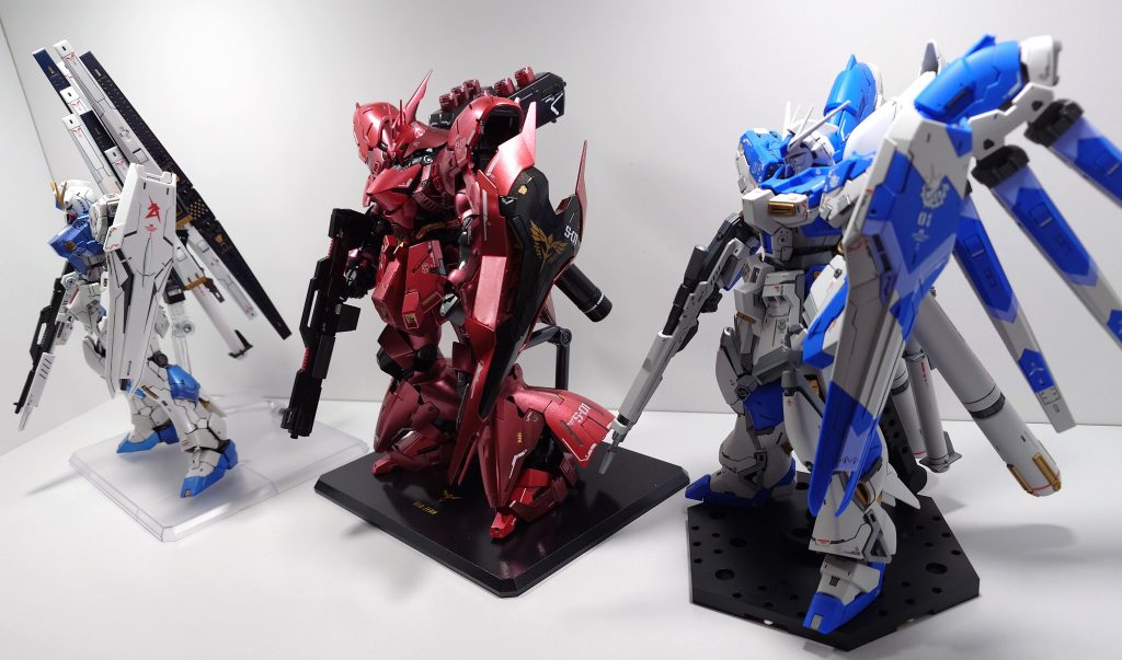 3体並べてみました(zaku-kao6)叶わぬ夢ですが、RGでナイチンゲールが出て欲しいと思ってしまいます。