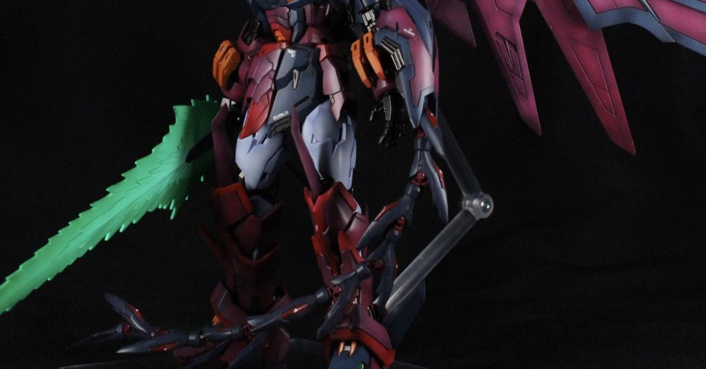 エピオン塗装したいけど，ヒートロッドの塗装難しそうだからやめよ，塗装ハゲ怖い…塗り分けしんどそう…アドバンスドMSジョイントこわっ…って思う人絶対居ると思います(自分がそうだった)。正直めちゃくちゃ上手い塗装をしている訳ではないんですが，やってみたら案外難しくなかったので，もし良ければ参考にしてみて下さい。(しないでも大丈夫です見なかった事にして下さい)