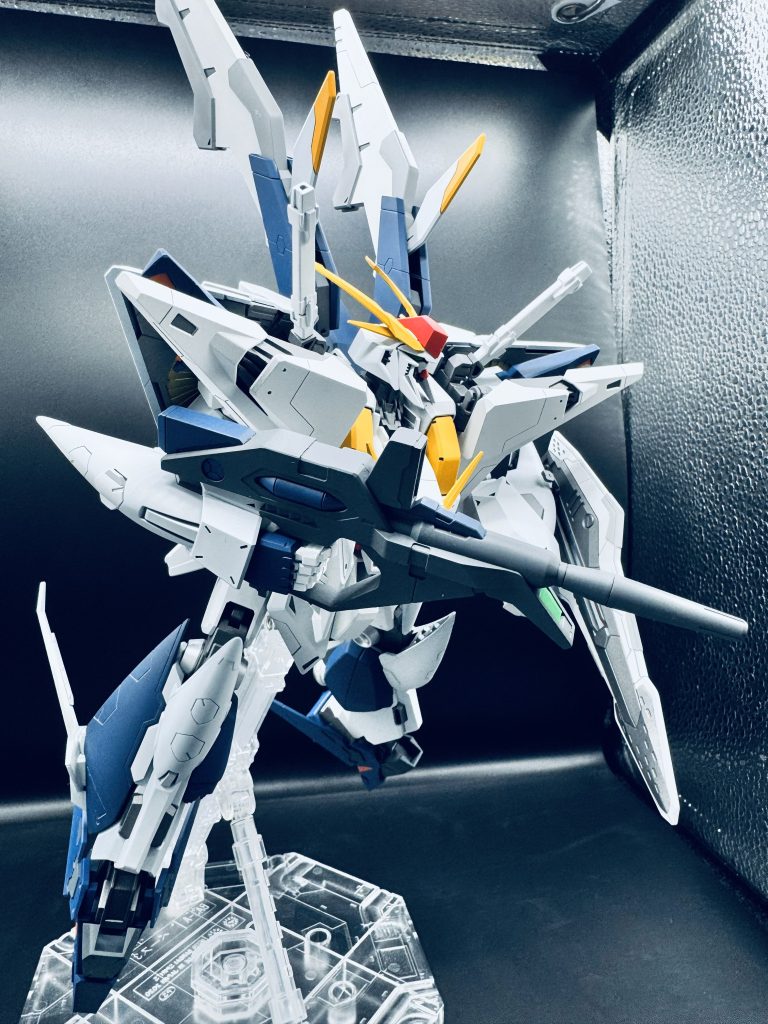 スタビライザーの可動はROBOT魂を参考にしています。(持ってないけど)MSフォームでもスタビライザー見えたほうが迫力でますよね。