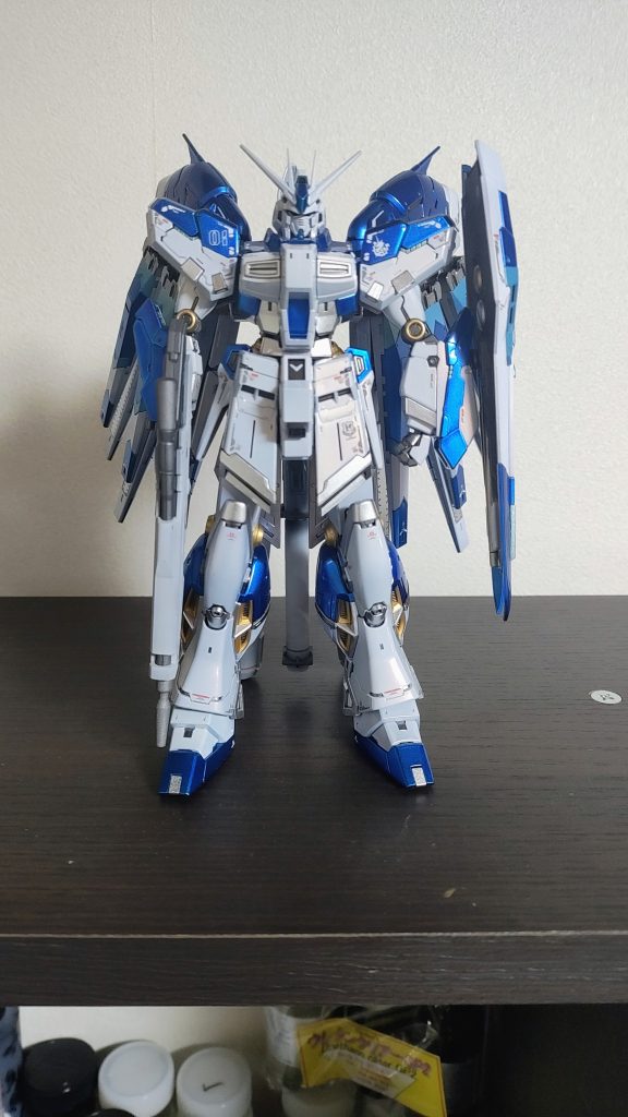 Hi-νガンダム　素組全塗装–3枚目/制作者：amabox10