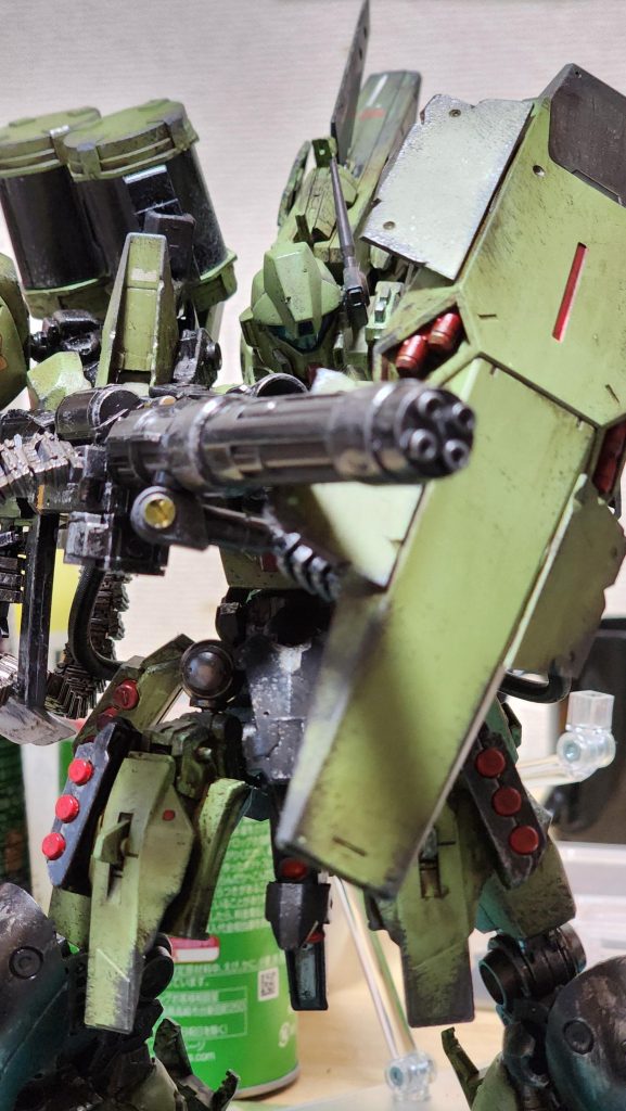 ジェガン–4枚目/制作者：ニンジンサウルス