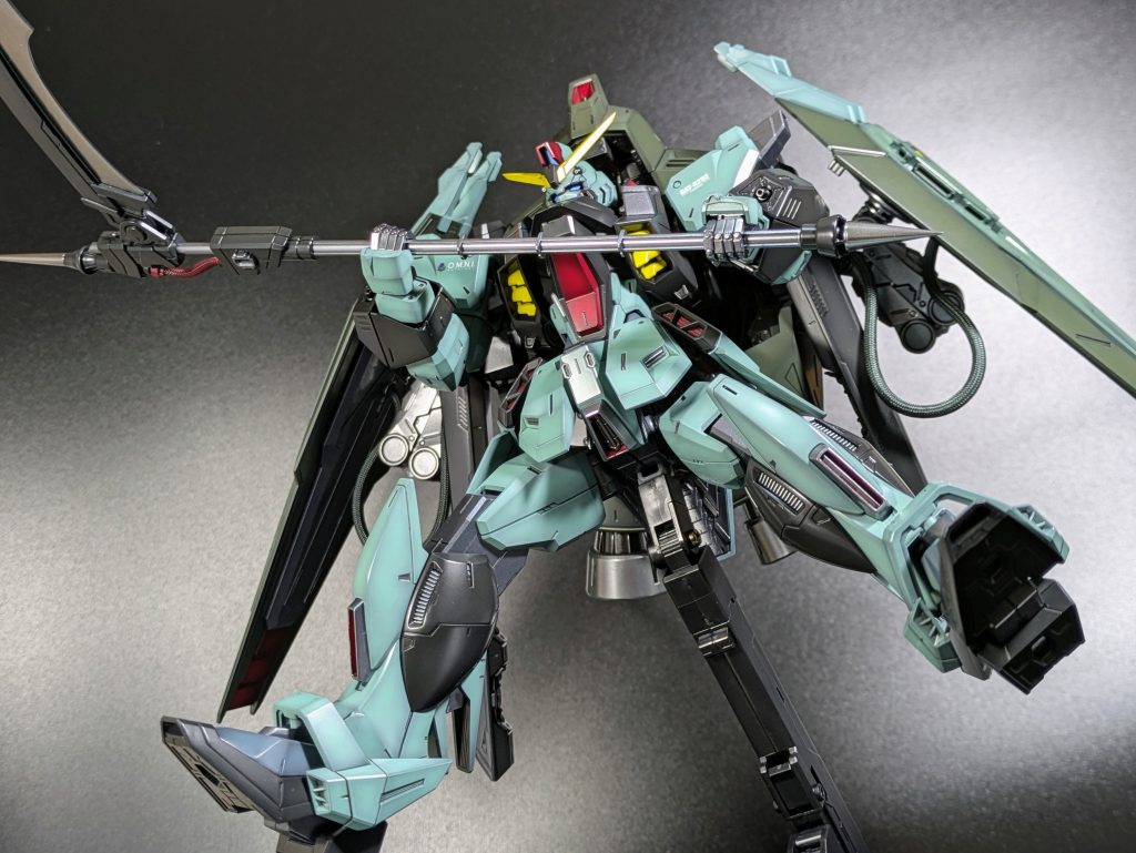 各部ダクト内側の赤はデザインの都合上さすがに色分けされておらず、マスキングが面倒臭かったです。