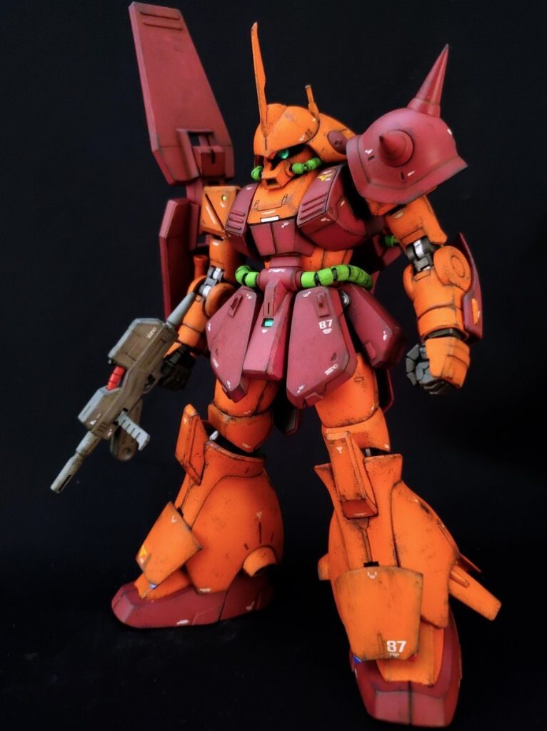 形状の変わっている部分はエポキシ樹脂で製作。スジ彫り、スリット加工、プラ材によるディテール追加など。