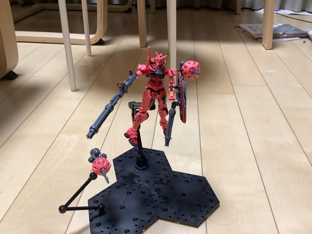 赤いガンダムのカスタムをカスタムしてみた