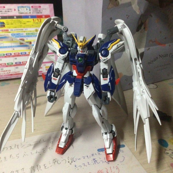 RGウイングガンダムゼロEWをクリスマスで持ったので作ってみた