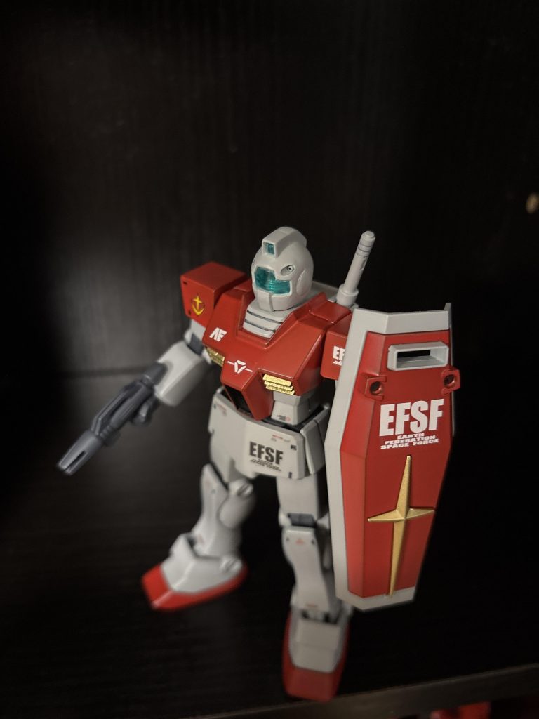 マットブラック下地にMSレッドを吹いた時、カドに黒い感じが残りましたが、それが逆に良く見えたのでそのまま進行しました 笑皆様最後までお読みいただきありがとうございました!