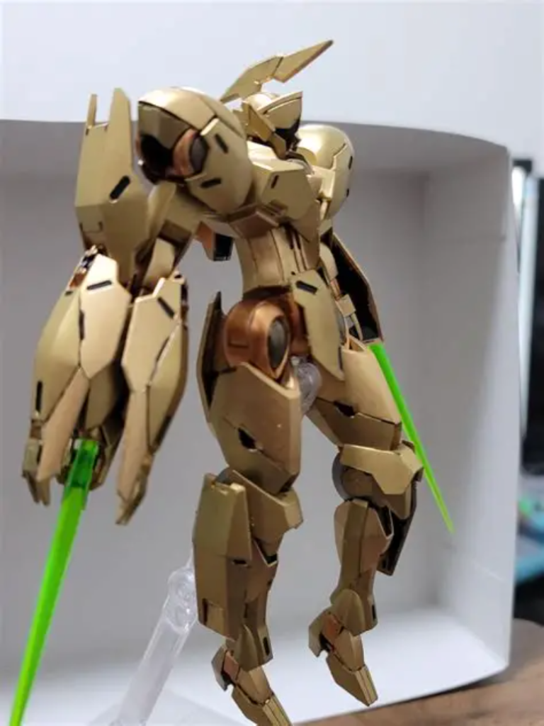 おまけ美プラとガンプラを並べるとスタンドっぽくなるよねとふと思った