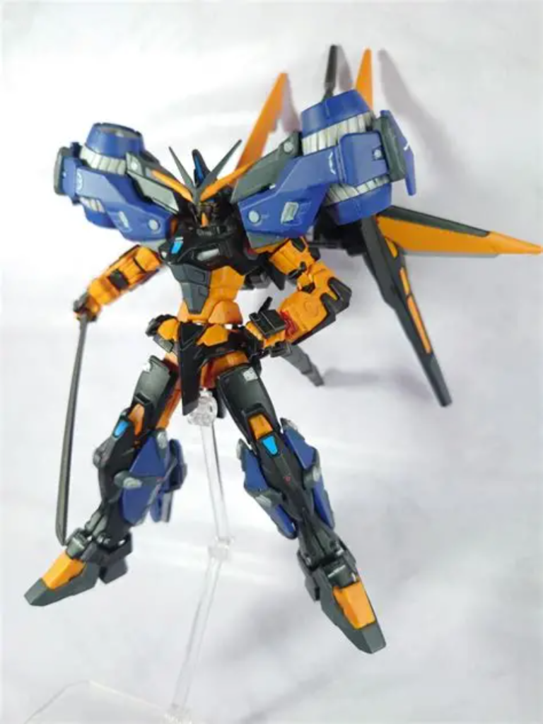 ジェミナス用の追加装備は2種類ともそのまま付けれるので塗装はしてるけどガシガシ組み換えちゃってます