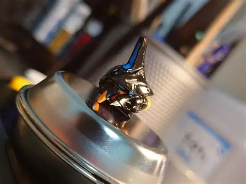 一番のお気に入りポイントはジャスティスみたいなトサカ。この部分があるからジェミナス無限に欲しい