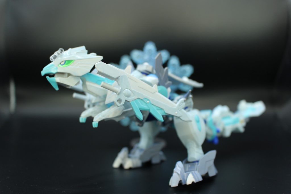 ヴェロキランダー、本来の姿。ガンドラゴン形態。圧倒的なスピードと力を出すことが出来る。&nbsp;