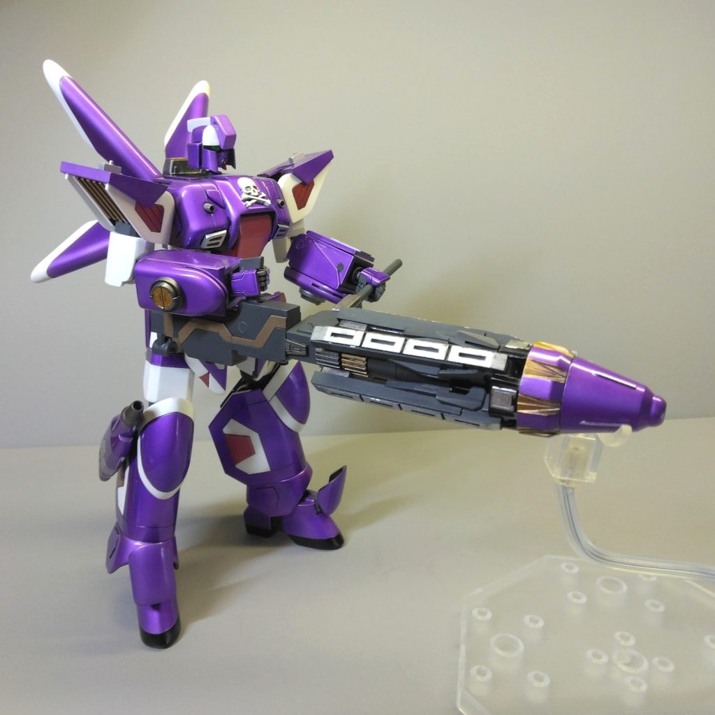 メイン武器のロングビームライフル。重くて保持できません