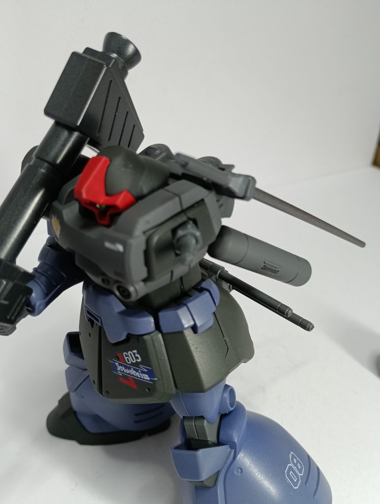 肩を引き出せるように改造したので、多少ポーズに表現が出来るようになりました。