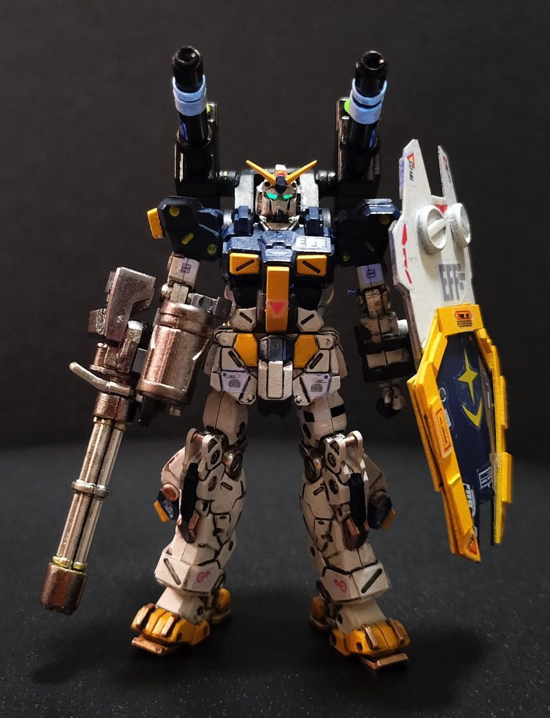 07)&nbsp;&nbsp;&nbsp;&nbsp;フルアーマーとは呼称されていないが、装備の実質はフルアーマーに匹敵ないしそれ以上ともいわれる。