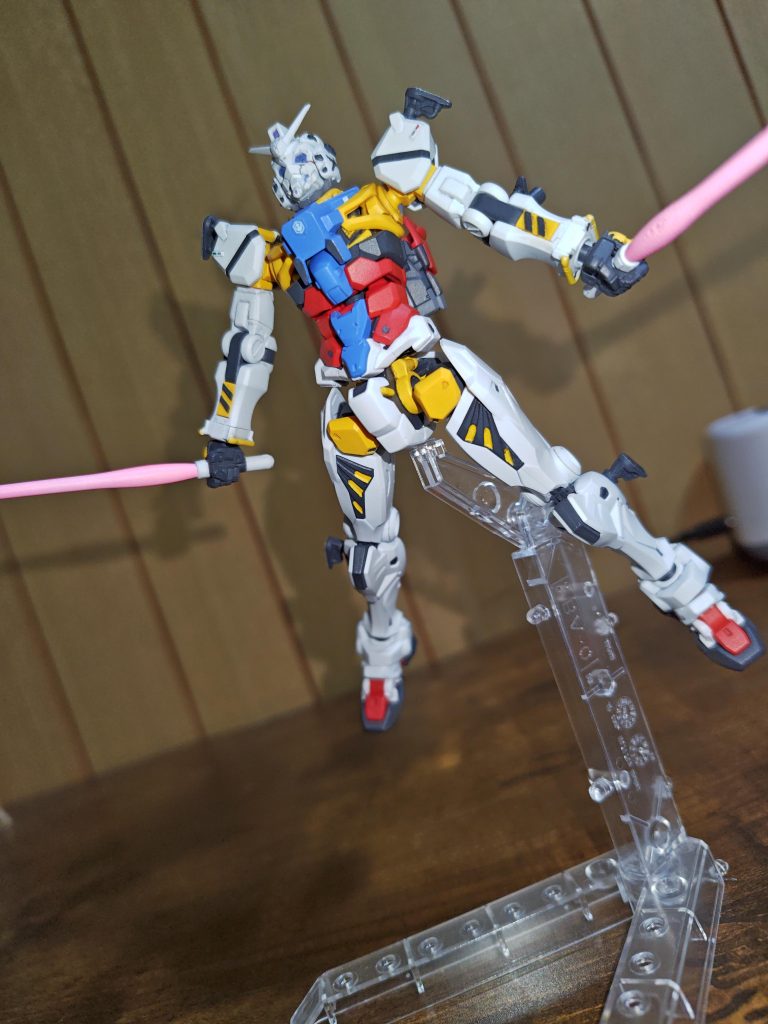 01撃墜後の感じ。二刀流もよく似合う♪01も組んで、シーンを再現したい♪