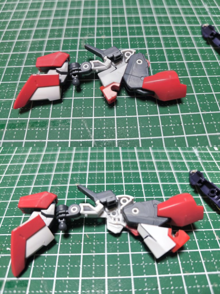 膝部分はZガンダムを参考に折り曲げて纏められる構造にしています