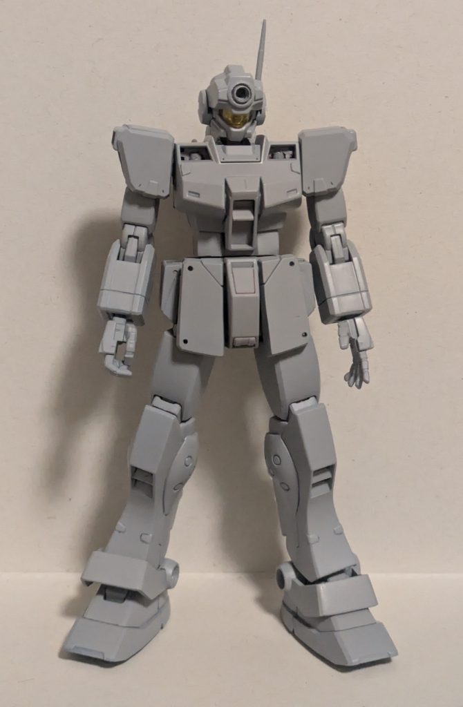 全身サフでもカッコイイです(zaku-kao6)未熟のため、加工の粗や塗装の剥がれ多数ありますが(gundam-kao10)自分なりには満足できた作品となりました!最後まで閲覧していただきありがとうございますm(_ _)m