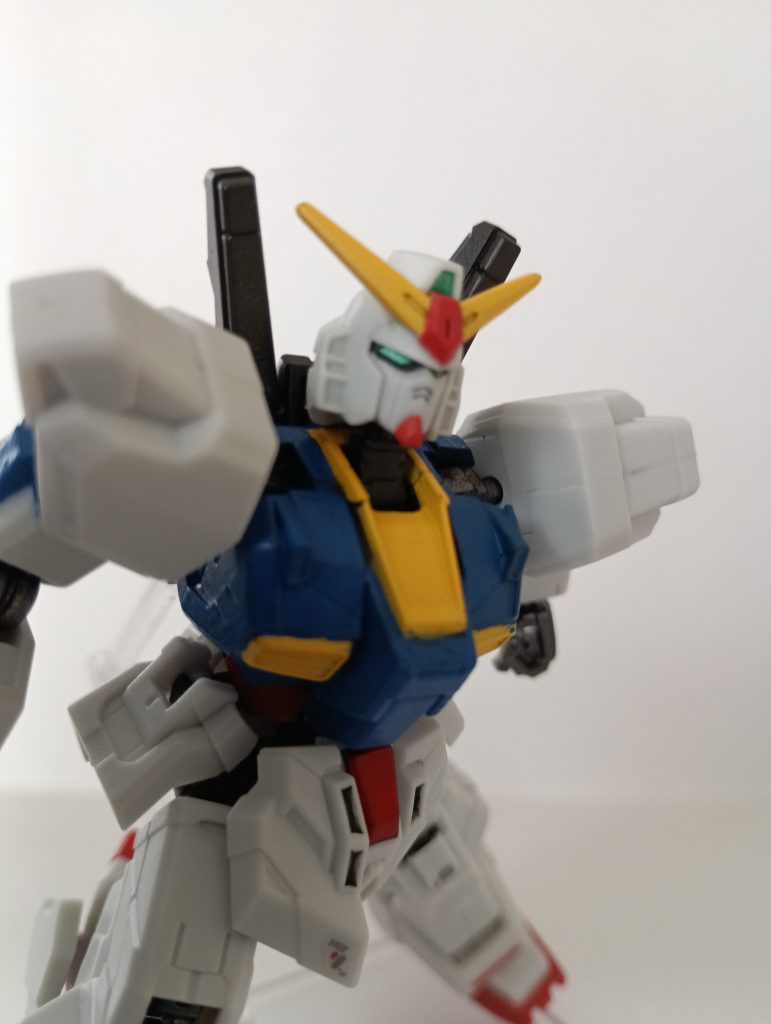 以上です！！今回はお手軽に、30分位で仕上げたのですが、はみ出しまくり、塗料も分厚くなり、と酷い出来になってしまいましたね…せめてマスギングぐらいはサボらずやるんだった…（マスギングやったって下手くそには変わりないだろ、というツッコミは無しで笑）まぁこんな感じで散々でしたが、遠くから見たら気にならないし、格好いいからOK！！プラモデルは自己満です！！笑最後まで御覧いただき、ありがとうございました！！コメントもぜひよろしくお願いします！！