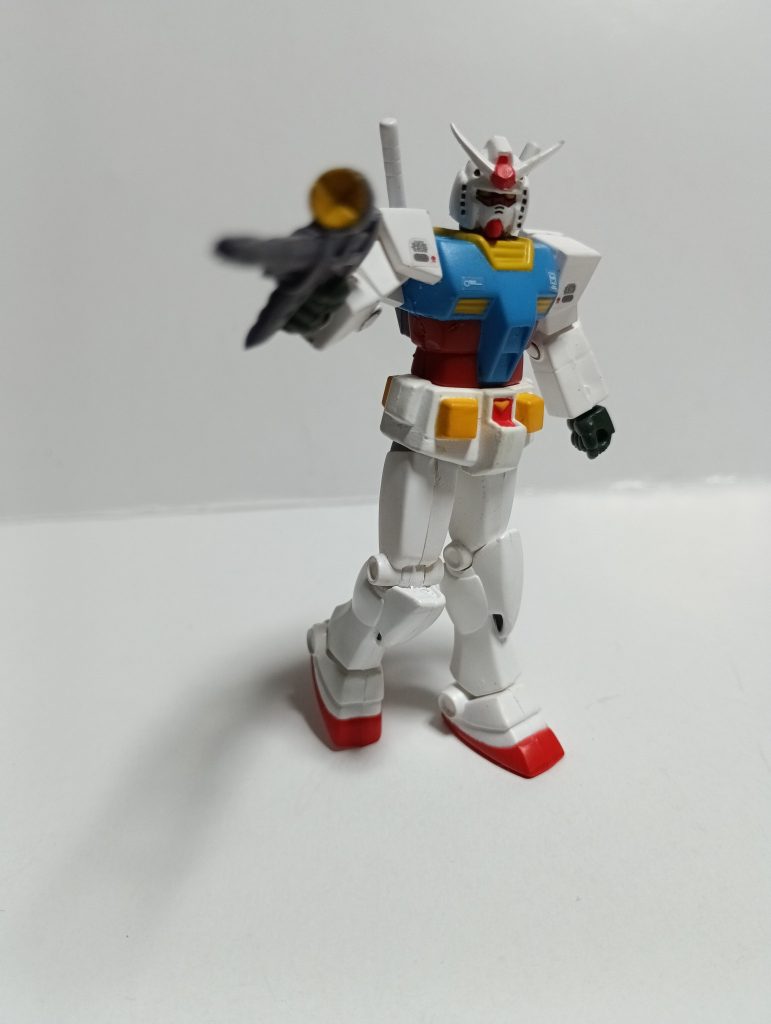 まずはガンダムから。