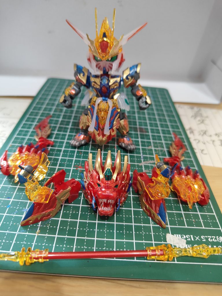 悟空インパルスはパーツたくさん😆塗装の配色は雰囲気で組み立てる途中、頭の中でなぜか牙◯のテーマソングが流れてました&nbsp;