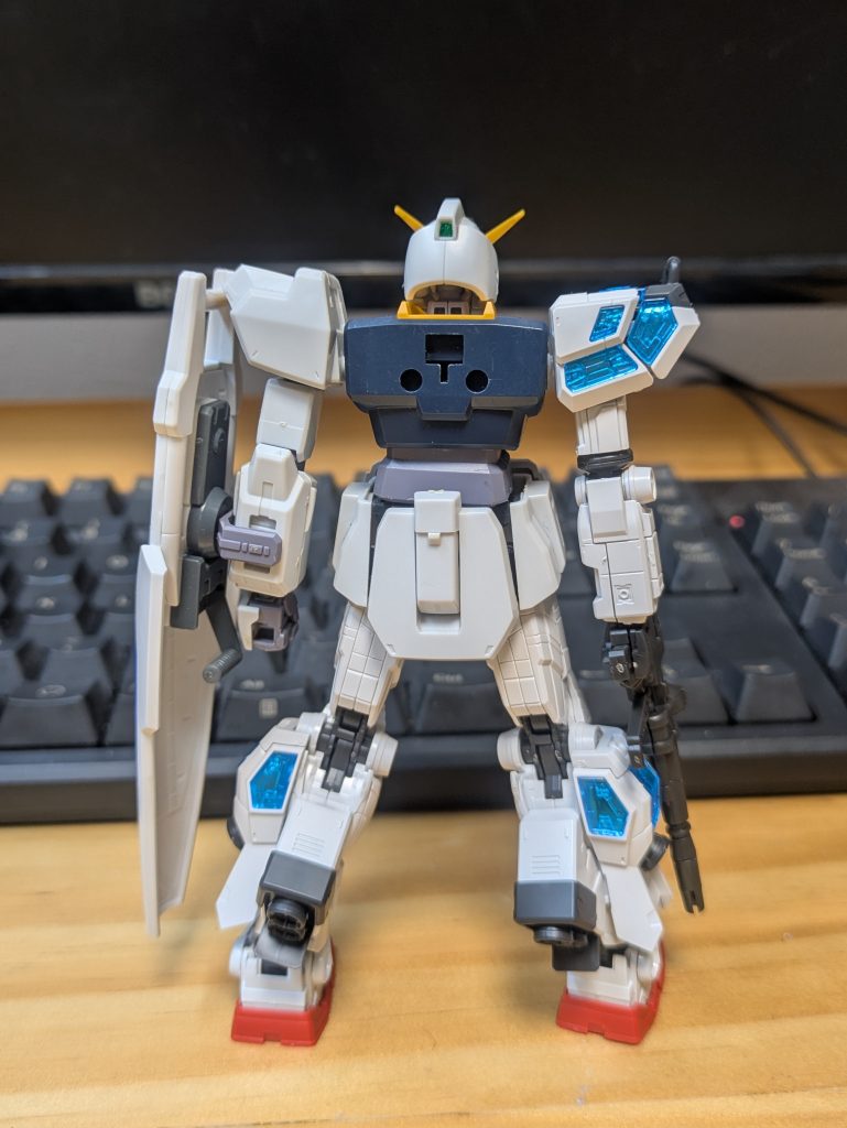 後ろ　バックパックはあえて付けていません