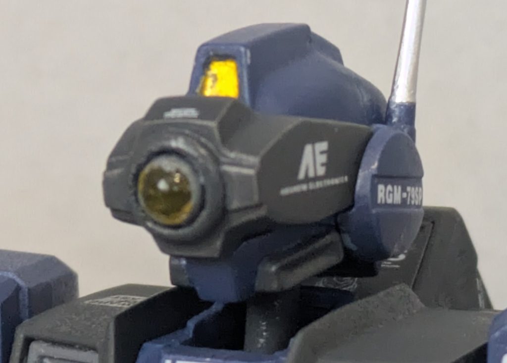 バイザーの加工が一番時間がかかりました(zaku-kao9)設定画と少し?違うのはご容赦いただけたら幸いです(zaku-kao4)