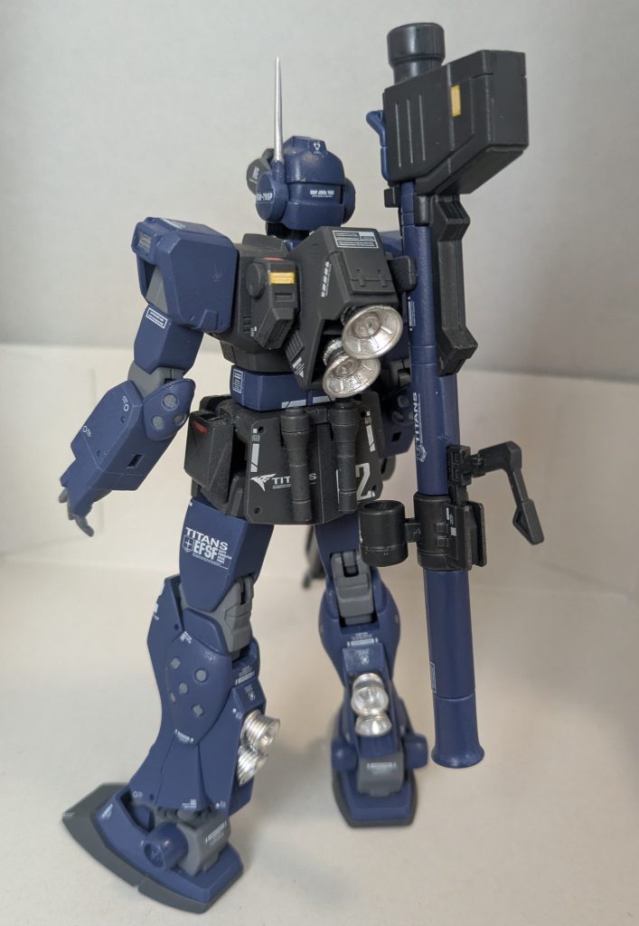 太腿、腕、腰、スカートを1mm延長してます。