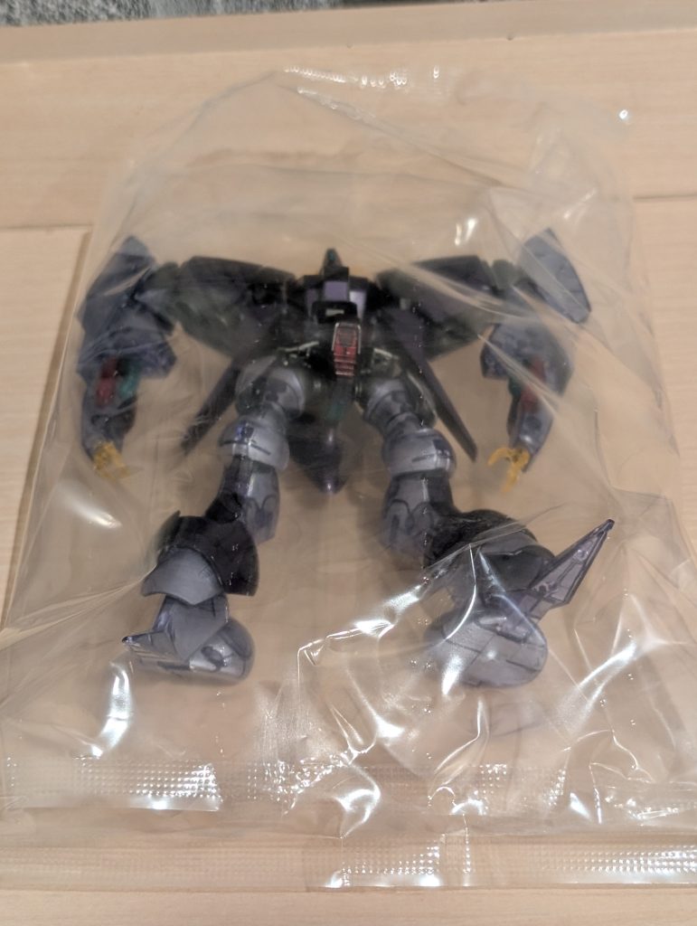 荷物になるので梱包して先に家に帰ってもらいます(gundam-kao8)帰ったらサフ萌えの刑に処す予定です(zaku-kao10)他のクリアーキットだとまた違うのかな…次にこの手法は1番くじコア・ファイターで試してみようかなと思います。反省…(gundam-kao4)