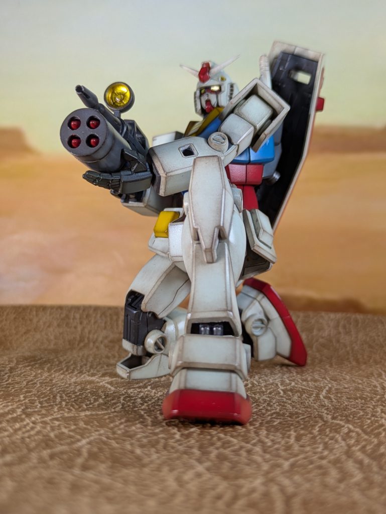 スーパーナパームはこんな感じでございます！🤩🤩🤩ｶｯｺｲｲ！……😐…ただ……カッコイイとは思うのですがたぶんあんまりこの武器装備して棚に飾らないような気がするようなしないような…😑…🧐しかも何だか…発射口の４つ穴のバランスが少し歪んでいるような…そうでもないような…😑💧…でもそこまで気にならないと自分に言い聞かせる方向で進めて行きたいと思います！🤣🤣🤣そしてせっかく作ったのでたまにスーパーナパーム装備させて飾ってあげたいと思います…😶‍🌫️ﾀﾌﾞﾝ.&nbsp;