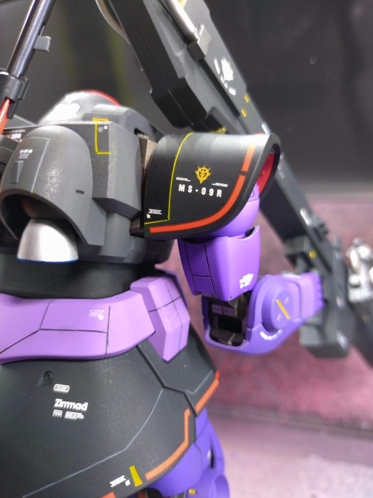 脚部からスカート部、腰周り　腕等覚えたてのスジボリでデティールアップを狙いました❗️まだまだ下手ですが、今後も沢山チャレンジしたいと思います🙇