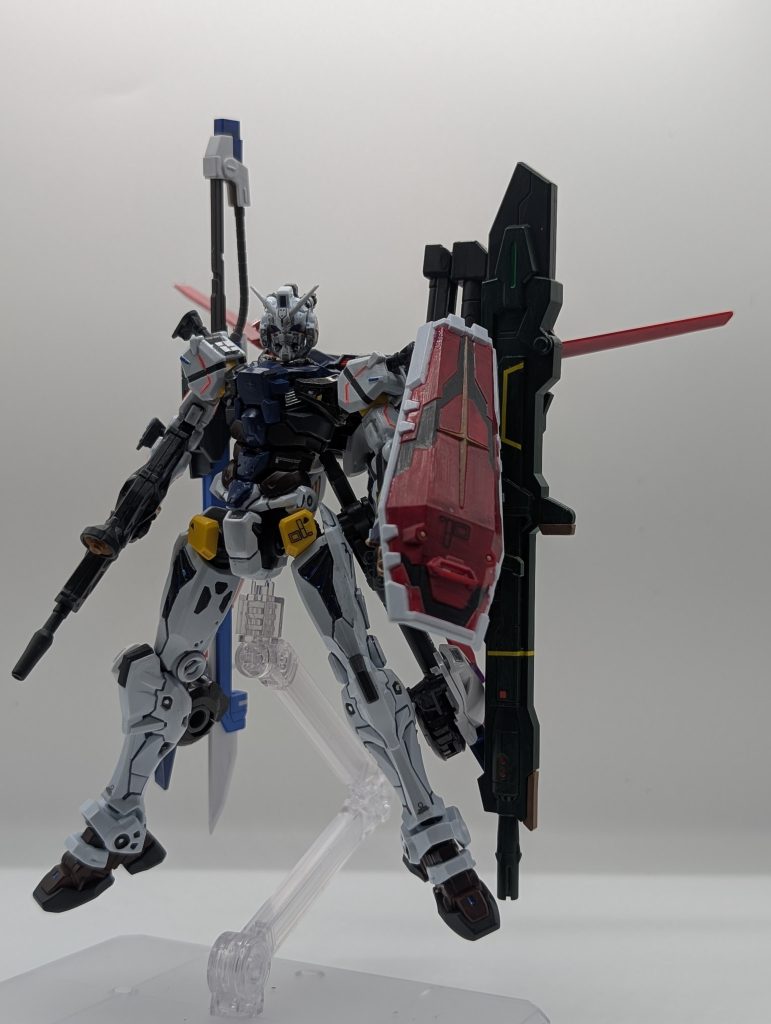 シールドを上下逆にし、アグニを持ちやすくしてます。