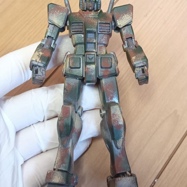 スポンジで迷彩塗装