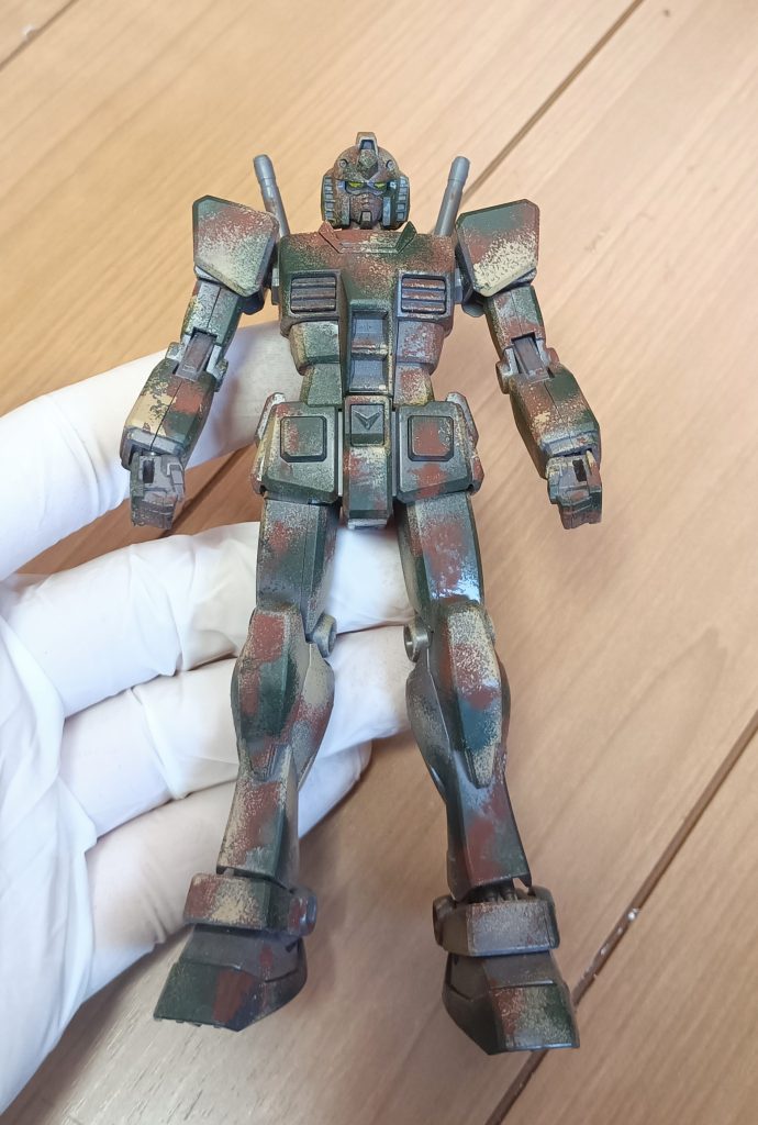 作品名：スポンジで迷彩塗装<p>恐らく初めての迷彩塗装です。迷彩のバランスがめちゃめちゃ難しくて、迷彩というよりも、「ただ汚いだけ」になってしまいました(zaku-kao9) ちなみにメインではなくつぶやき投稿な理由はメインで投稿するほど完成度が高くな [&hellip;]</p>
