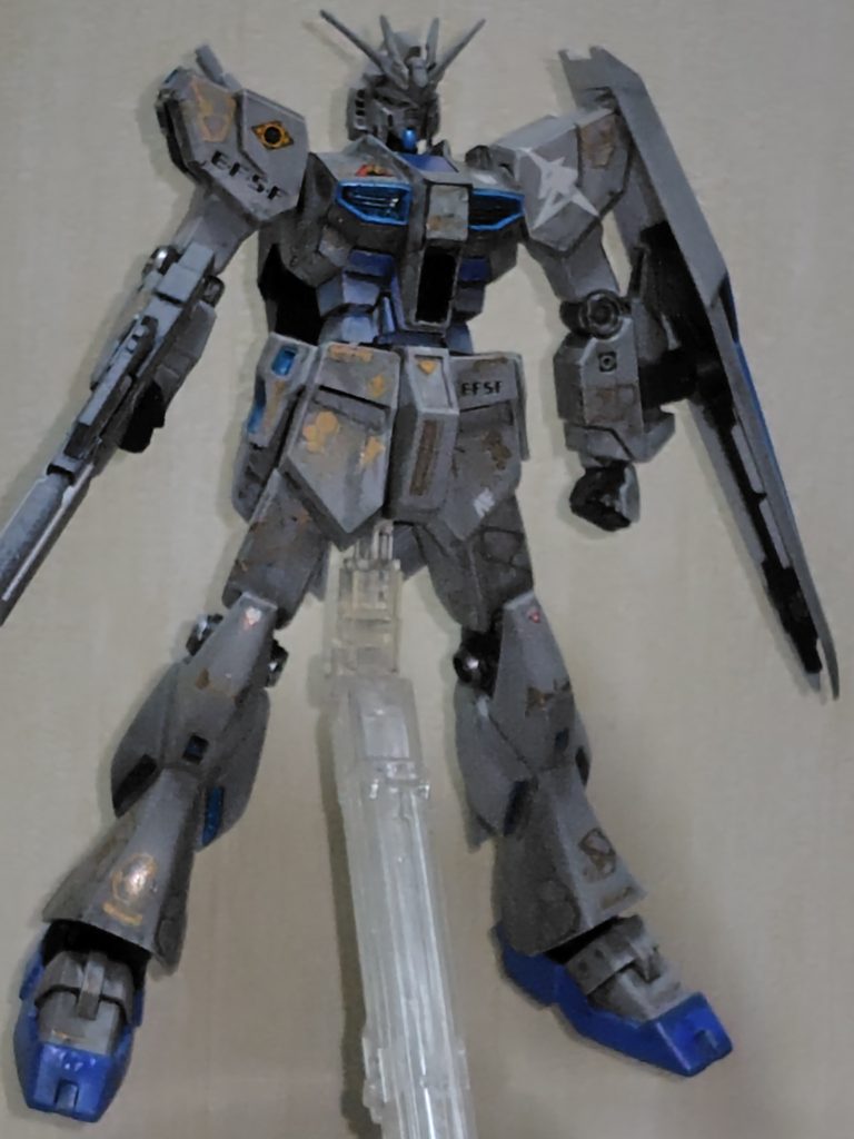 νガンダム–5枚目/制作者：えび