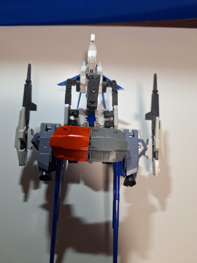 裏側です。なかなか皆さん裏側は、写真なかったりしてどうなっているのかがわからなかったですが　あくまでも独自解釈です。