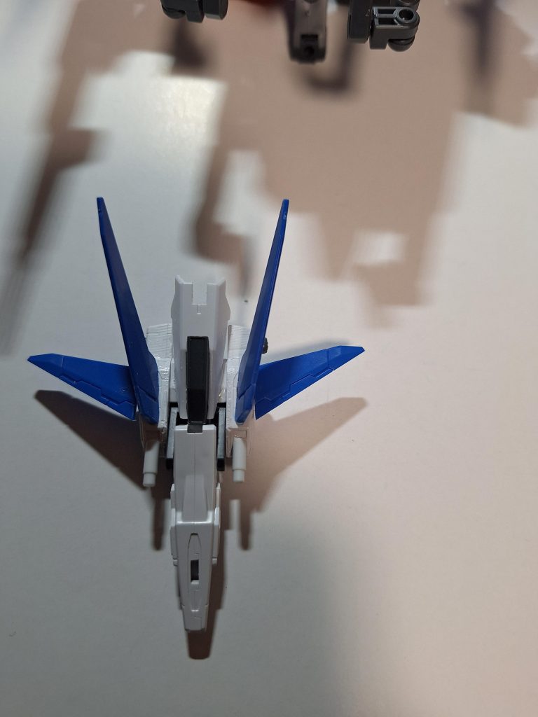 コア・ファイターこんな感じが近いかなと作ってみてます。