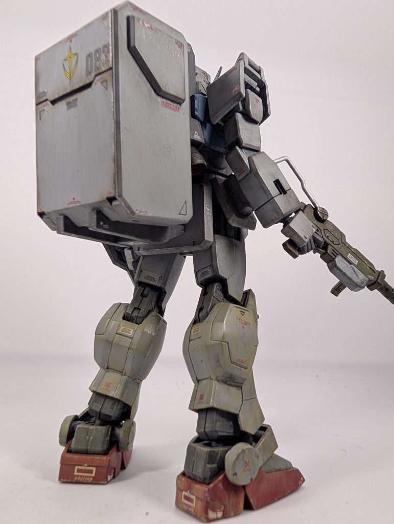 テリー・サンダースJrの乗機のつもりで製作したんですが【083】で合ってるんかな(zaku-kao4)08小隊でサンダースが一番被弾率が低かったし、割りと好きなキャラクターでした(gundam-kao7)