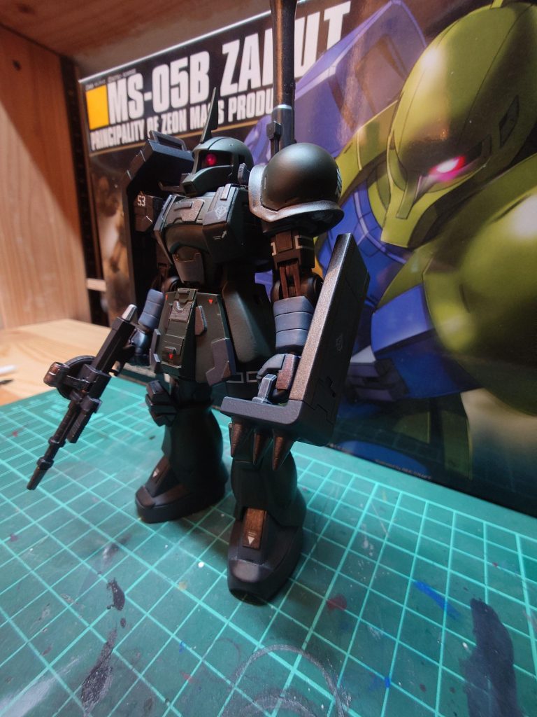 ザク壱　ガデム専用機–4枚目/制作者：金曜日のアマモデラー