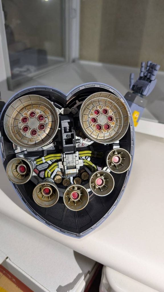 後はこんな感じ、細かく色塗るのは好きなんです