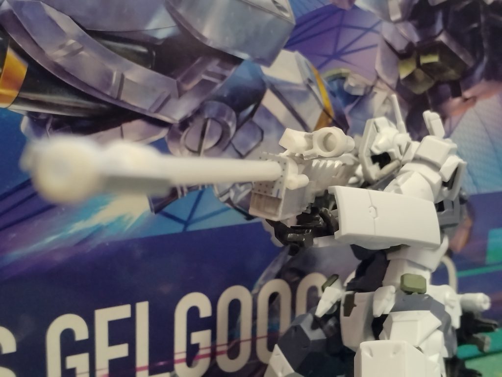 対艦ライフルは元々失敗したフルスクラッチライフルをベースに銃身を追加。