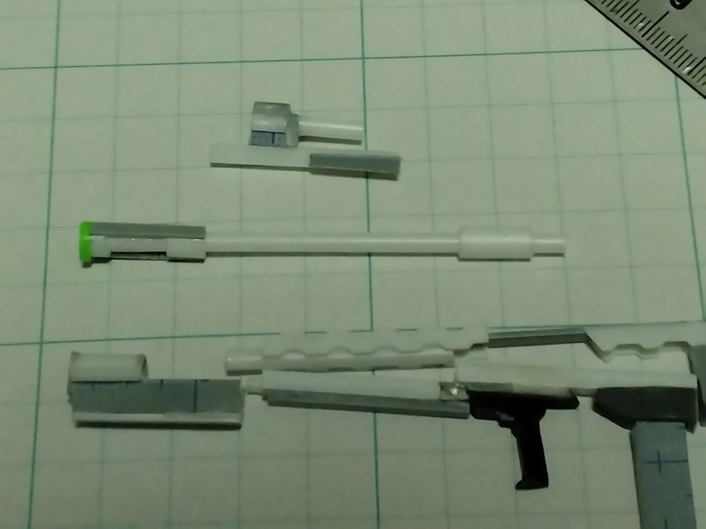 ライフルは最終的に先端に30MSガールのパーツをマズルブレーキのように使用