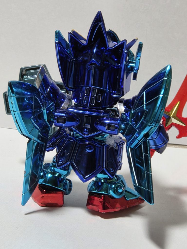 羽根の端の部分に塗装が雑な部分を発見w&nbsp;写真は誤魔化せませんね。