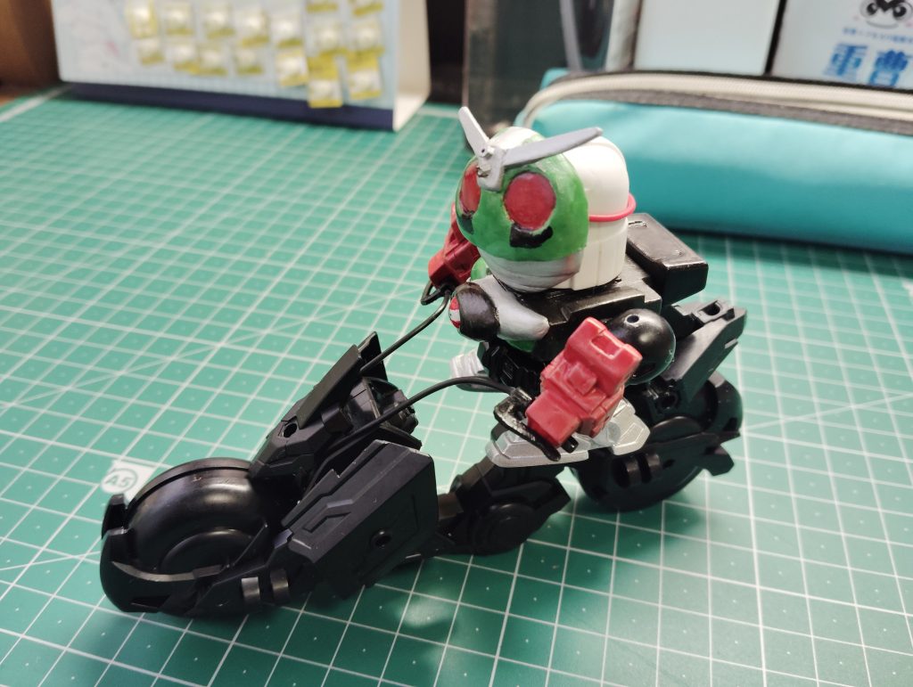 作品名：トリニティバイクカッコいい<p>折角なので仮面ライダーとドッキング</p>
