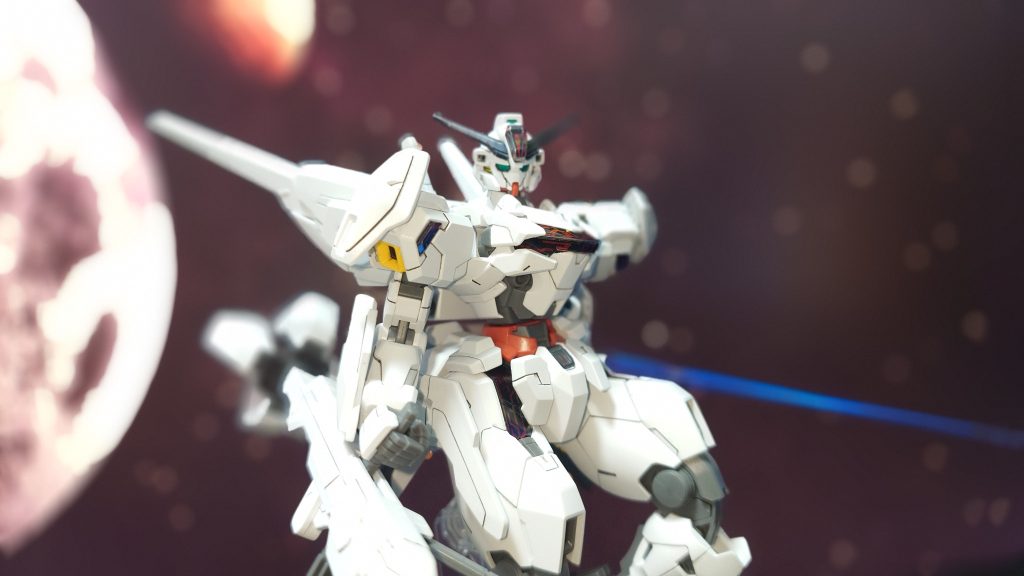 実は指を痛めていたので、製作がずーっとストップしてました。調子も戻り、やっとこ完成。ディテールの分、時間はかかりましたが達成感もひとしお。良いキットに出会えました(gundam-kao3)