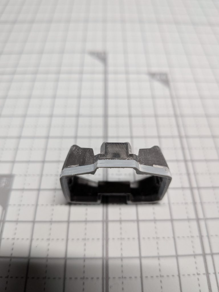 腰の部分は2ミリ延長しました